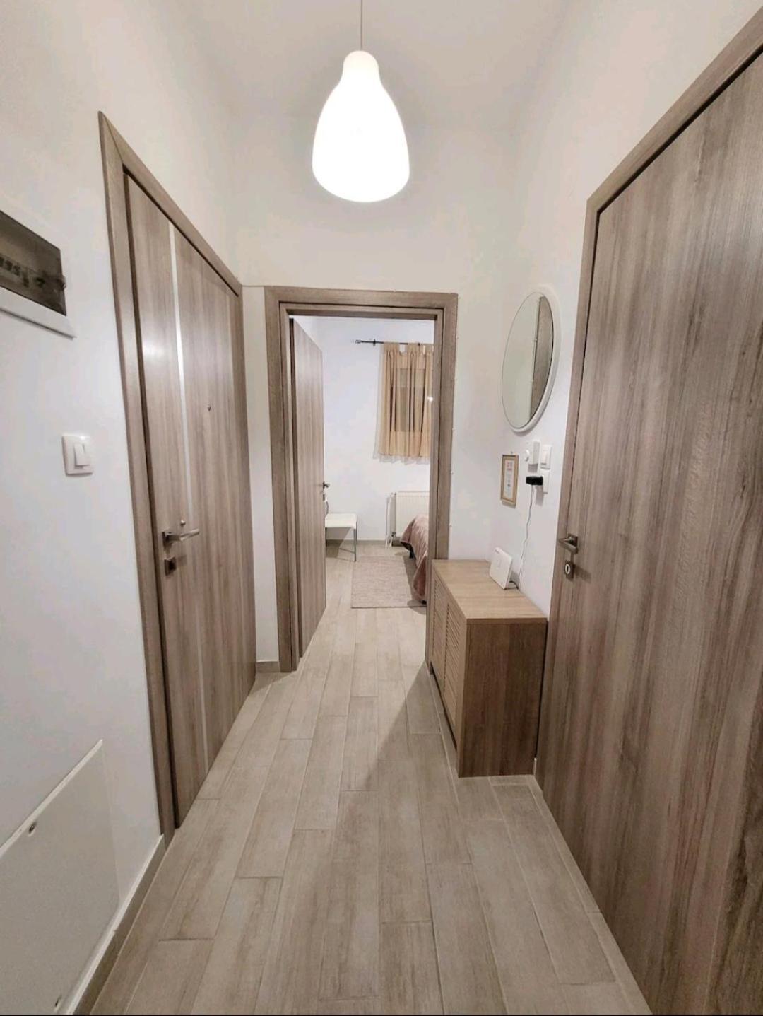 Center River Apartment Florina Exteriör bild